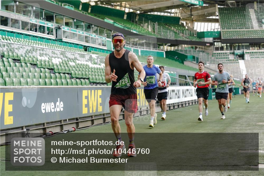 13.09.2026 - 21. swb-Marathon Bremen Michael Burmester http://msf.ph/oto/10446760 13.09.2026 12:46:42 Laufen im Stadion 195, 474, 508, 538, 567, 604, 621, 697, 788, 868, 1017, 1034, 1181, 1241, 1277, 1554, 1863, 2021, 2084, 2087, 2297, 2538, 2646, 2809, 2889, 3118, 3196, 3284, 3297, 3424, 3520, 4025, 4110, 4157, 4236, 4239, 4729, 4777, 4808, 4992, 5024, 5238, 5283, 5674, 5719, 5725, 5976, 6053, 6686, 6815, 6918, 7102, 7336, 7478, 7814, 7871, 8054, 8060, 8096, 8319, 8325, 8331, 8334, 8670, 8701, 8756, 8936, 8983, 9061, 9070, 9273, 9306, 9495, 9544, 9642, 9689, 9813, 9918, 13034, 439 meine-sportfotos.de