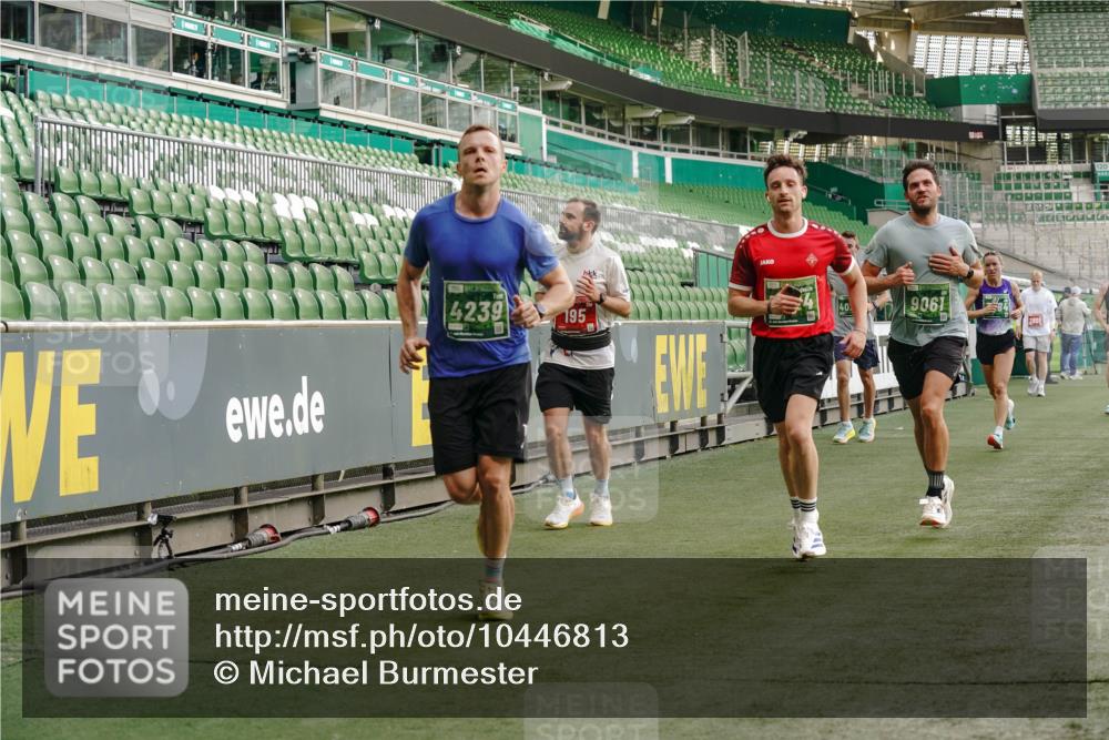 13.09.2026 - 21. swb-Marathon Bremen Michael Burmester http://msf.ph/oto/10446813 13.09.2026 12:46:44 Laufen im Stadion 195, 474, 538, 567, 604, 621, 697, 788, 868, 1017, 1034, 1181, 1241, 1277, 1554, 1863, 2021, 2084, 2087, 2266, 2297, 2538, 2646, 2809, 2889, 3118, 3196, 3284, 3297, 3424, 3520, 4025, 4110, 4157, 4236, 4239, 4729, 4777, 4808, 4992, 5024, 5238, 5283, 5674, 5719, 5725, 5976, 6053, 6686, 6784, 6815, 6918, 7102, 7336, 7478, 7814, 7871, 8054, 8060, 8096, 8319, 8325, 8331, 8334, 8670, 8701, 8756, 8936, 8983, 9061, 9070, 9273, 9306, 9495, 9544, 9642, 9689, 9813, 9918, 13034, 439 meine-sportfotos.de