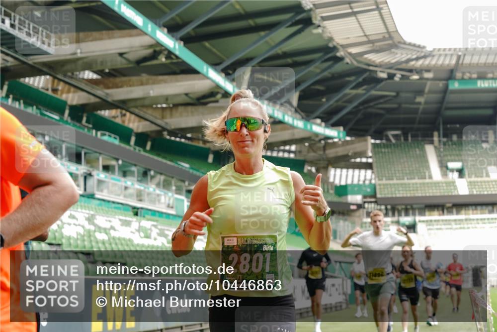 13.09.2026 - 21. swb-Marathon Bremen Michael Burmester http://msf.ph/oto/10446863 13.09.2026 10:29:46 Laufen im Stadion 10162, 10170, 10183, 10193, 10200, 10218, 10233, 10253, 10267, 10294, 10304, 10316, 10334, 10339, 10348, 10359, 10381, 10392, 10421, 10426, 10452, 10467, 10515, 10525, 10537, 10538, 10544, 10585, 10588, 10641, 10652, 10655, 10709, 10734, 10739, 10761, 10763, 10764, 10780, 10808, 10825, 10827, 10835, 10837, 10840, 10862, 10863, 10876, 10884, 10887, 10906, 10910, 10923, 10966, 10984, 10993, 11002, 11005, 11007, 11018, 11035, 11038, 11058, 11087, 11109, 11170 meine-sportfotos.de