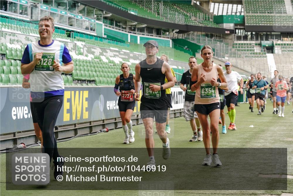 13.09.2026 - 21. swb-Marathon Bremen Michael Burmester http://msf.ph/oto/10446919 13.09.2026 13:08:24 Laufen im Stadion 132, 156, 489, 549, 551, 607, 625, 682, 716, 800, 808, 809, 834, 846, 884, 911, 922, 1025, 1124, 1150, 1173, 1189, 1210, 1285, 1289, 1322, 1364, 1387, 1395, 1398, 1532, 1559, 1600, 1688, 1831, 1841, 1854, 1871, 1880, 1899, 1926, 1938, 2003, 2041, 2070, 2215, 2219, 2229, 2243, 2283, 2318, 2366, 2380, 2405, 2413, 2429, 2441, 2467, 2492, 2565, 2611, 2635, 2692, 2699, 2721, 2727, 2731, 2755, 2782, 2802, 2818, 2823, 2831, 2841, 2866, 2897, 2911, 2930, 2941, 2949, 2960, 3327 meine-sportfotos.de