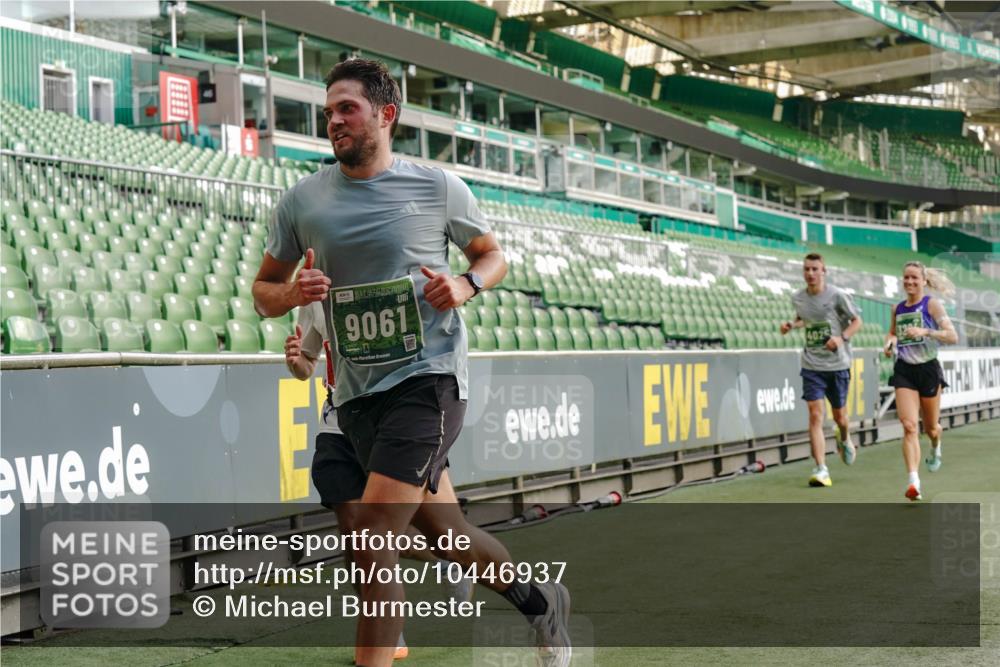 13.09.2026 - 21. swb-Marathon Bremen Michael Burmester http://msf.ph/oto/10446937 13.09.2026 12:46:46 Laufen im Stadion 195, 474, 538, 567, 604, 621, 697, 788, 868, 1017, 1034, 1181, 1241, 1277, 1554, 1863, 2021, 2084, 2087, 2266, 2297, 2538, 2646, 2809, 2889, 3118, 3196, 3284, 3297, 3424, 3520, 4025, 4110, 4157, 4236, 4239, 4729, 4777, 4808, 4992, 5024, 5238, 5283, 5674, 5719, 5725, 5976, 6053, 6686, 6784, 6815, 6918, 7102, 7336, 7478, 7814, 7871, 8054, 8060, 8096, 8319, 8325, 8331, 8334, 8670, 8701, 8756, 8936, 8983, 9061, 9070, 9273, 9306, 9495, 9544, 9689, 9813, 9918, 13034, 439 meine-sportfotos.de