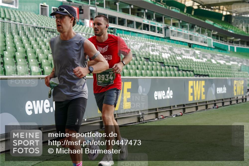 13.09.2026 - 21. swb-Marathon Bremen Michael Burmester http://msf.ph/oto/10447473 13.09.2026 12:47:02 Laufen im Stadion 195, 384, 538, 567, 604, 621, 697, 868, 1017, 1034, 1181, 1241, 1554, 1863, 2021, 2084, 2087, 2266, 2297, 2538, 2646, 2809, 2889, 2956, 3118, 3196, 3242, 3284, 3297, 3424, 3520, 3794, 4025, 4157, 4236, 4239, 4614, 4729, 4777, 4808, 4992, 5024, 5238, 5283, 5674, 5719, 5725, 5803, 5976, 6053, 6686, 6708, 6784, 6815, 7102, 7336, 7538, 7814, 7871, 8060, 8319, 8325, 8331, 8334, 8611, 8621, 8670, 8701, 8756, 8936, 8980, 8983, 9061, 9273, 9495, 9544, 9689, 9813, 9918, 13034, 439 meine-sportfotos.de