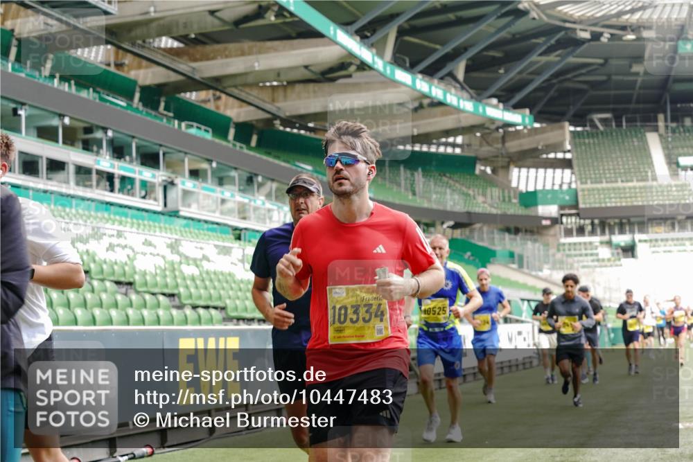 13.09.2026 - 21. swb-Marathon Bremen Michael Burmester http://msf.ph/oto/10447483 13.09.2026 10:29:55 Laufen im Stadion 10162, 10170, 10174, 10183, 10193, 10200, 10218, 10233, 10253, 10267, 10281, 10304, 10316, 10334, 10339, 10348, 10359, 10381, 10392, 10421, 10426, 10452, 10467, 10515, 10525, 10537, 10538, 10585, 10588, 10641, 10652, 10709, 10714, 10734, 10739, 10761, 10763, 10764, 10765, 10780, 10808, 10825, 10827, 10835, 10837, 10840, 10862, 10863, 10876, 10884, 10886, 10887, 10906, 10910, 10923, 10966, 10984, 10993, 11002, 11005, 11007, 11018, 11035, 11038, 11058, 11109 meine-sportfotos.de