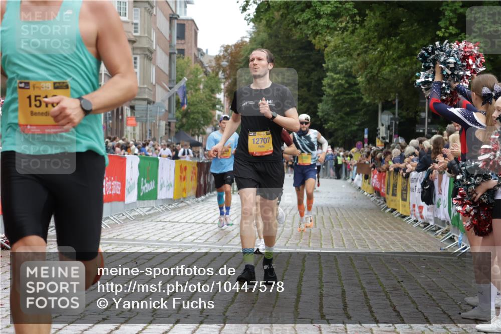 13.09.2026 - Kiel Lauf Yannick Fuchs http://msf.ph/oto/10447578 13.09.2026 12:19:13 Ziel 1492, 1868, 10209, 11240, 1492, 1510, 1661, 2960, 3884, 4280, 11272, 12648, 12707, 1553, 1856, 3637, 12772, 1970, 8402 meine-sportfotos.de