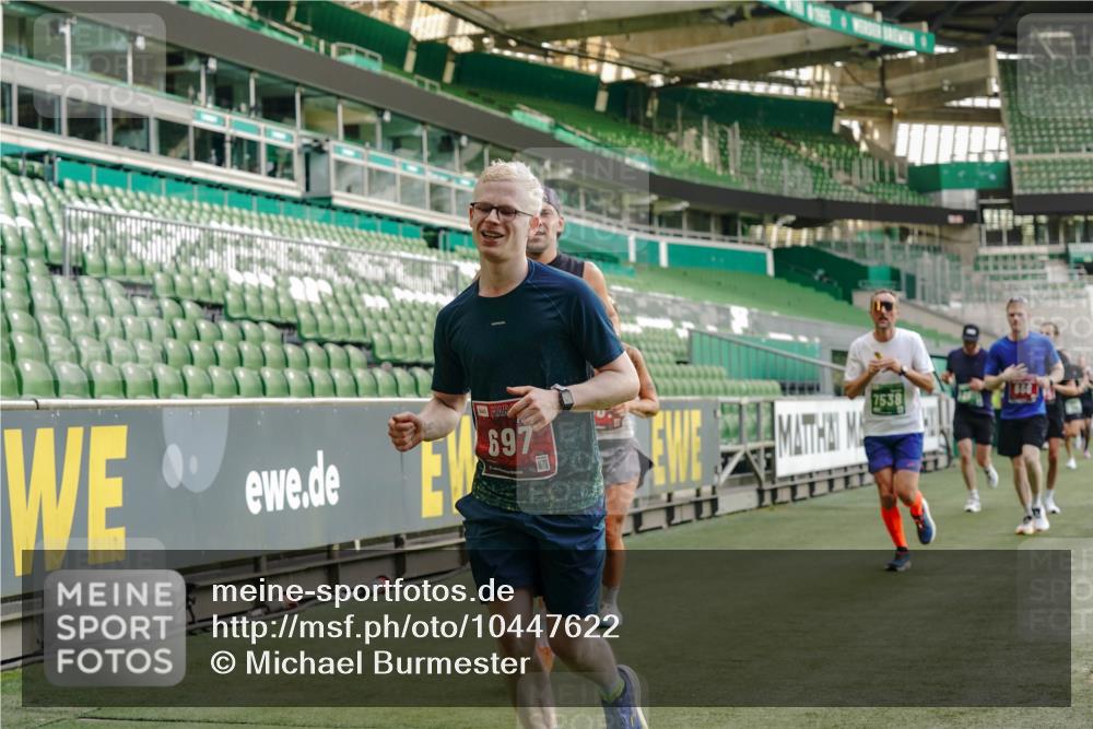 13.09.2026 - 21. swb-Marathon Bremen Michael Burmester http://msf.ph/oto/10447622 13.09.2026 12:47:09 Laufen im Stadion 195, 384, 538, 567, 604, 621, 697, 868, 1034, 1181, 1241, 1554, 1863, 2021, 2084, 2087, 2266, 2297, 2538, 2646, 2809, 2889, 2956, 3118, 3196, 3242, 3284, 3297, 3424, 3466, 3520, 3794, 4025, 4236, 4239, 4614, 4729, 4777, 4808, 4992, 5024, 5238, 5283, 5674, 5719, 5725, 5803, 5976, 6053, 6686, 6708, 6784, 6815, 7102, 7336, 7538, 7814, 7871, 8060, 8319, 8325, 8331, 8334, 8611, 8621, 8670, 8701, 8756, 8980, 8983, 9061, 9273, 9495, 9544, 9689, 9813, 9918, 13034, 439 meine-sportfotos.de