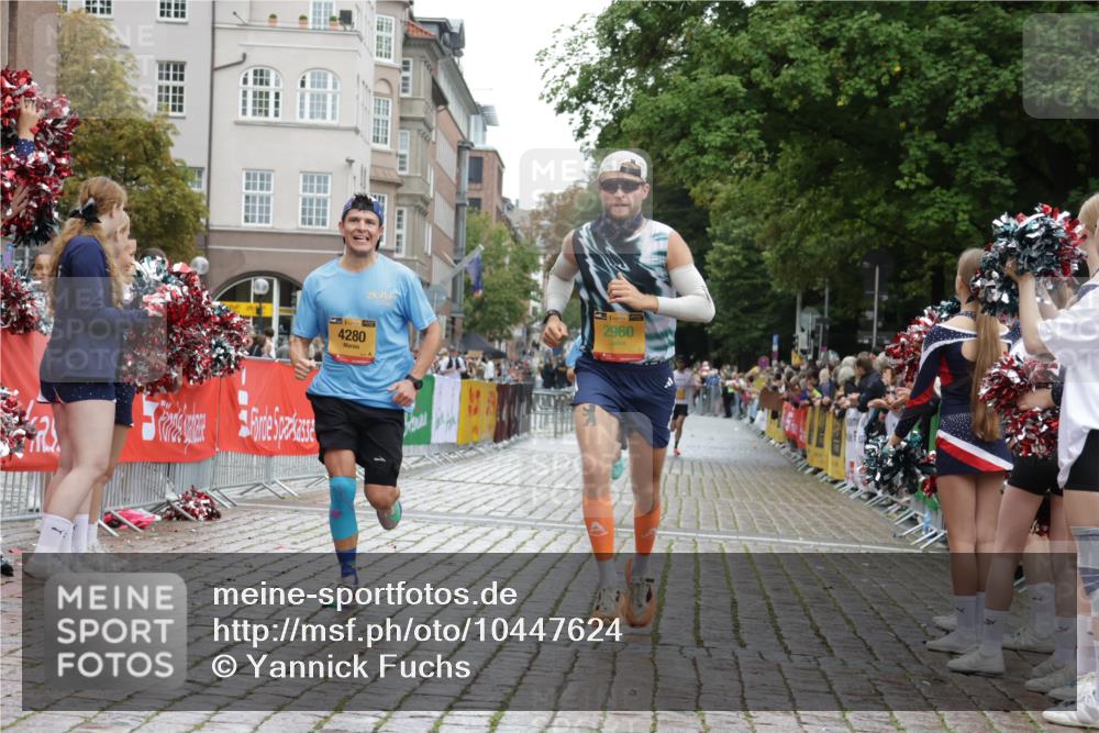 13.09.2026 - Kiel Lauf Yannick Fuchs http://msf.ph/oto/10447624 13.09.2026 12:19:16 Ziel 1856, 1868, 10209, 11240, 1492, 1510, 1661, 2960, 3884, 4280, 11272, 12648, 12707, 1553, 3637, 12772, 8402, 11272 meine-sportfotos.de