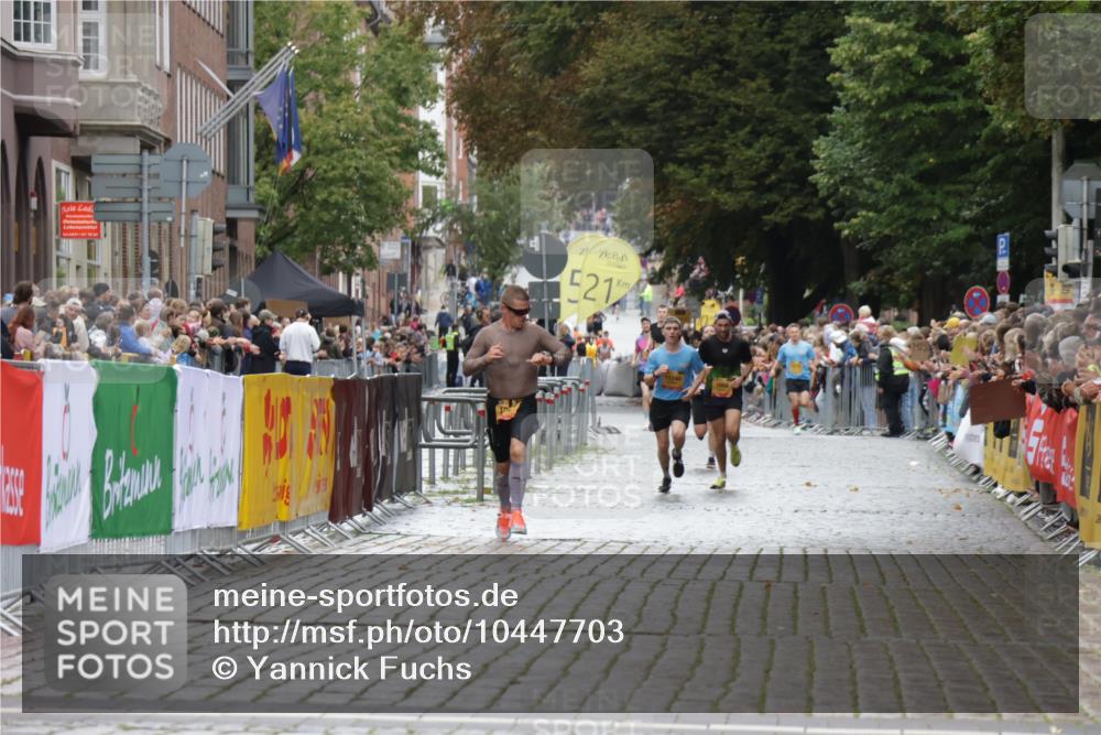 13.09.2026 - Kiel Lauf Yannick Fuchs http://msf.ph/oto/10447703 13.09.2026 12:19:28 Ziel 1553, 1856, 1868, 3637, 12772, 1492, 1868, 2960, 3884, 4280, 10209, 11240, 2890, 11817, 12604, 1510, 1661, 2960, 3884, 4280, 12648, 12707 meine-sportfotos.de