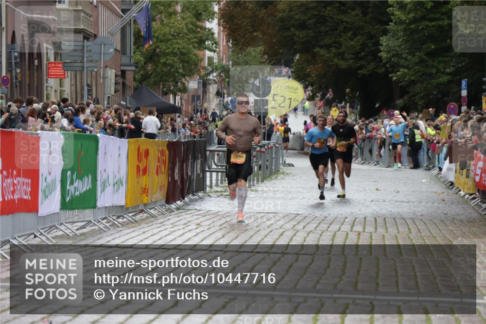 13.09.2026 - Kiel Lauf Yannick Fuchs http://msf.ph/oto/10447716 13.09.2026 12:19:29 Ziel 1553, 1856, 3637, 12772, 1492, 1856, 1868, 3884, 10209, 11240, 2890, 11249, 11817, 12604, 1510, 2960, 3884, 4280, 12648, 12707 meine-sportfotos.de