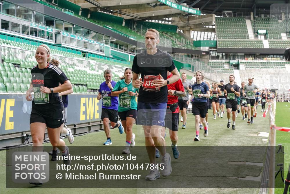 13.09.2026 - 21. swb-Marathon Bremen Michael Burmester http://msf.ph/oto/10447845 13.09.2026 13:08:39 Laufen im Stadion 132, 383, 489, 532, 549, 551, 563, 607, 625, 682, 800, 808, 809, 813, 834, 846, 884, 911, 1025, 1072, 1124, 1150, 1173, 1189, 1210, 1285, 1289, 1322, 1364, 1387, 1395, 1398, 1532, 1559, 1600, 1688, 1831, 1841, 1854, 1880, 1899, 1926, 2003, 2041, 2070, 2208, 2215, 2229, 2243, 2283, 2366, 2380, 2405, 2413, 2429, 2441, 2467, 2492, 2565, 2611, 2635, 2692, 2727, 2731, 2755, 2782, 2802, 2823, 2831, 2841, 2866, 2897, 2930, 2931, 2941, 2949, 3327, 3437 meine-sportfotos.de