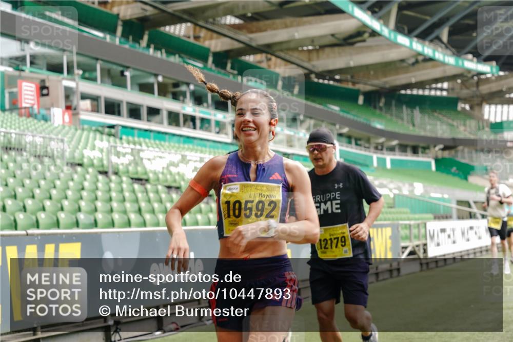 13.09.2026 - 21. swb-Marathon Bremen Michael Burmester http://msf.ph/oto/10447893 13.09.2026 10:30:03 Laufen im Stadion 10162, 10170, 10174, 10183, 10193, 10200, 10218, 10233, 10253, 10267, 10281, 10304, 10334, 10339, 10348, 10359, 10381, 10392, 10421, 10426, 10452, 10467, 10515, 10525, 10537, 10585, 10588, 10641, 10652, 10714, 10734, 10739, 10757, 10761, 10763, 10764, 10765, 10780, 10808, 10825, 10827, 10835, 10837, 10840, 10862, 10863, 10876, 10884, 10886, 10887, 10906, 10910, 10923, 10966, 10984, 11002, 11005, 11007, 11018, 11035, 11038, 11109 meine-sportfotos.de
