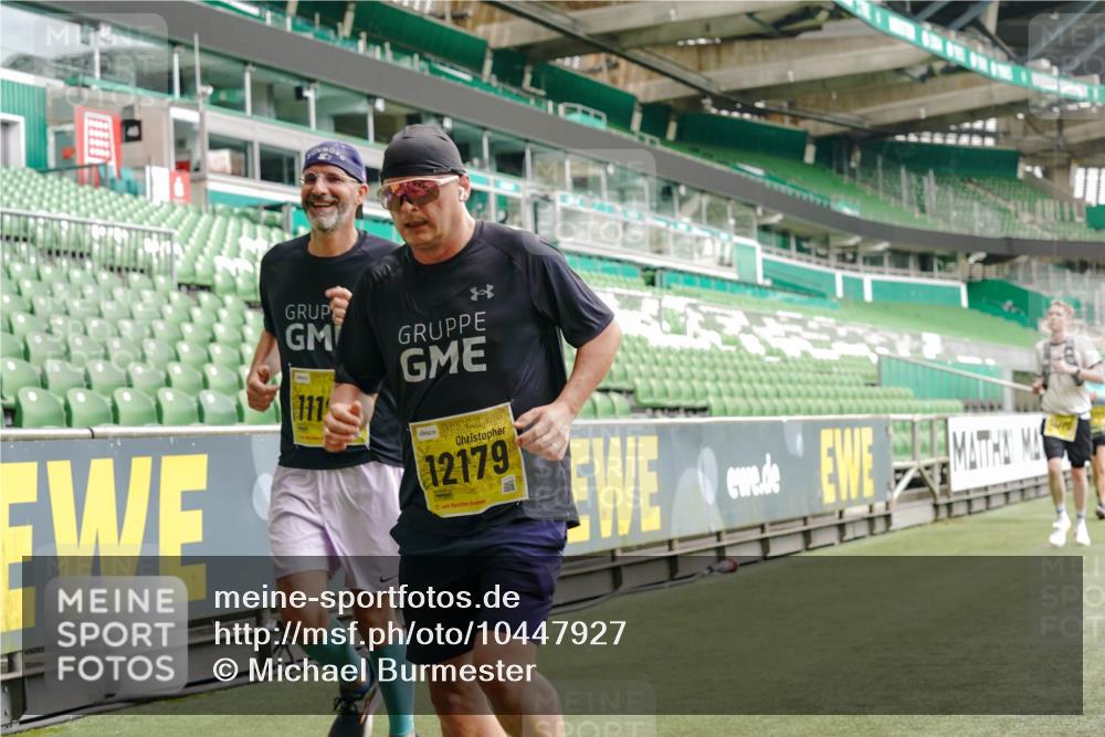 13.09.2026 - 21. swb-Marathon Bremen Michael Burmester http://msf.ph/oto/10447927 13.09.2026 10:30:03 Laufen im Stadion 10162, 10170, 10174, 10183, 10193, 10200, 10218, 10233, 10253, 10267, 10281, 10304, 10334, 10339, 10348, 10359, 10381, 10392, 10421, 10426, 10452, 10467, 10515, 10525, 10537, 10585, 10588, 10641, 10652, 10714, 10734, 10739, 10757, 10761, 10763, 10764, 10765, 10780, 10808, 10825, 10827, 10835, 10837, 10840, 10862, 10863, 10876, 10884, 10886, 10887, 10906, 10910, 10923, 10966, 10984, 11002, 11005, 11007, 11018, 11035, 11038, 11109 meine-sportfotos.de