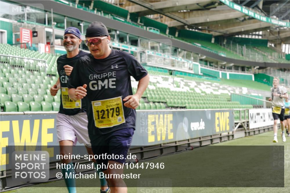 13.09.2026 - 21. swb-Marathon Bremen Michael Burmester http://msf.ph/oto/10447946 13.09.2026 10:30:04 Laufen im Stadion 10162, 10170, 10174, 10183, 10193, 10200, 10218, 10233, 10253, 10267, 10281, 10304, 10334, 10339, 10348, 10359, 10381, 10392, 10421, 10426, 10452, 10467, 10515, 10525, 10537, 10585, 10588, 10641, 10652, 10714, 10734, 10739, 10757, 10761, 10763, 10764, 10765, 10780, 10808, 10825, 10827, 10837, 10840, 10862, 10863, 10876, 10884, 10886, 10887, 10906, 10910, 10923, 10966, 10984, 11002, 11005, 11007, 11018, 11035, 11038, 11109 meine-sportfotos.de