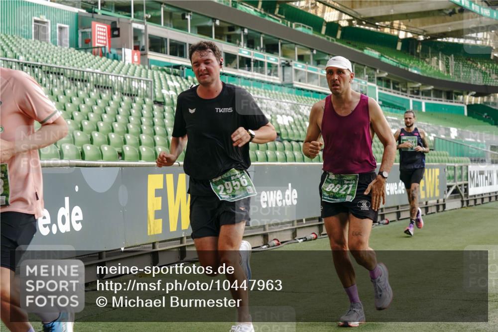 13.09.2026 - 21. swb-Marathon Bremen Michael Burmester http://msf.ph/oto/10447963 13.09.2026 12:47:18 Laufen im Stadion 195, 384, 538, 567, 604, 621, 697, 868, 1034, 1181, 1241, 1554, 2021, 2087, 2266, 2297, 2538, 2646, 2809, 2889, 2956, 3118, 3196, 3242, 3284, 3297, 3424, 3466, 3520, 3794, 4025, 4236, 4239, 4614, 4729, 4777, 4808, 4992, 5024, 5238, 5283, 5674, 5719, 5725, 5803, 5976, 6025, 6053, 6686, 6708, 6784, 6815, 7102, 7538, 7803, 7814, 7871, 8060, 8319, 8325, 8331, 8334, 8611, 8621, 8670, 8701, 8980, 8983, 9010, 9061, 9495, 9544, 9689, 9813, 9918, 13034 meine-sportfotos.de