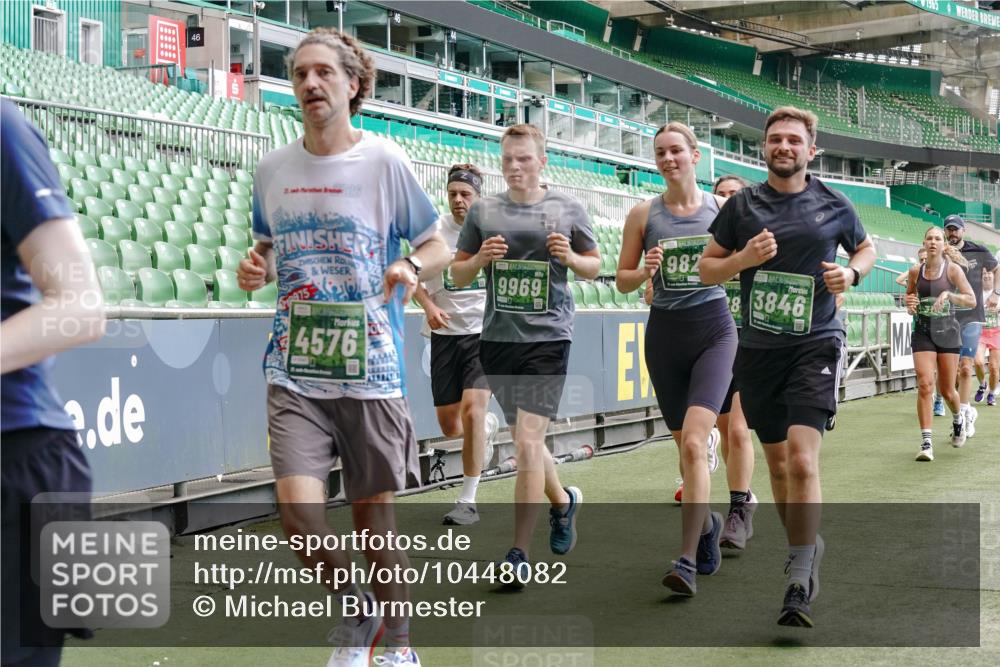 13.09.2026 - 21. swb-Marathon Bremen Michael Burmester http://msf.ph/oto/10448082 13.09.2026 13:08:43 Laufen im Stadion 383, 489, 532, 549, 551, 563, 607, 625, 682, 800, 808, 809, 813, 846, 884, 898, 911, 1025, 1072, 1124, 1150, 1173, 1189, 1210, 1285, 1289, 1322, 1364, 1387, 1395, 1398, 1532, 1559, 1600, 1688, 1831, 1841, 1854, 1880, 1899, 2003, 2041, 2070, 2208, 2215, 2229, 2243, 2283, 2366, 2380, 2405, 2413, 2429, 2441, 2467, 2471, 2492, 2565, 2611, 2635, 2692, 2727, 2731, 2755, 2782, 2802, 2823, 2831, 2841, 2866, 2897, 2930, 2931, 2941, 2949, 3316, 3327, 3437, 3707 meine-sportfotos.de