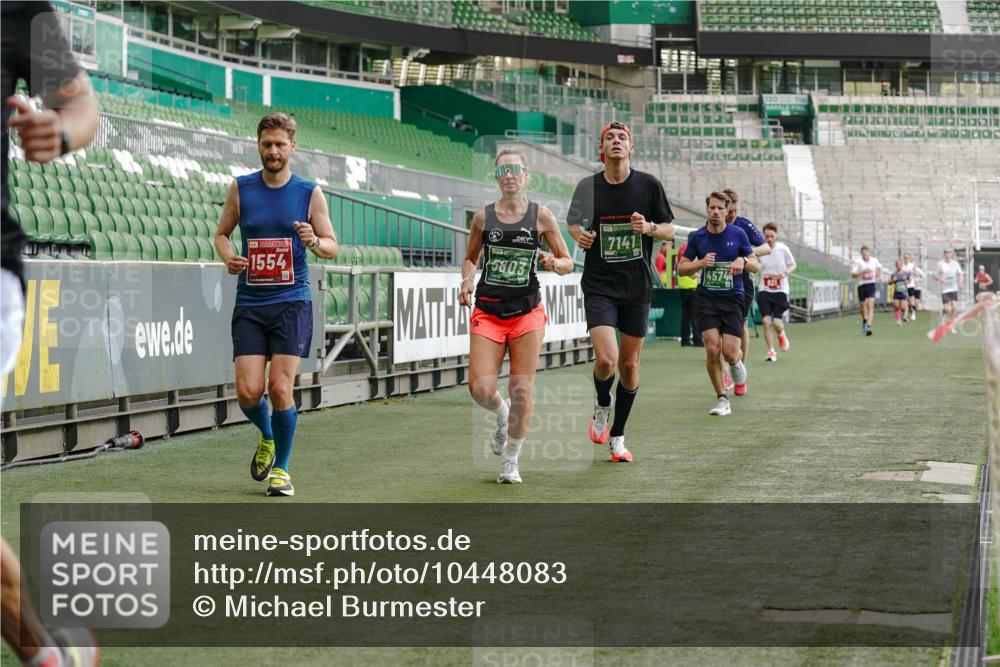 13.09.2026 - 21. swb-Marathon Bremen Michael Burmester http://msf.ph/oto/10448083 13.09.2026 12:47:23 Laufen im Stadion 384, 538, 567, 604, 621, 697, 868, 889, 1034, 1181, 1554, 2021, 2087, 2266, 2297, 2538, 2646, 2809, 2889, 2956, 3118, 3196, 3242, 3284, 3297, 3424, 3466, 3520, 3794, 3910, 4025, 4236, 4239, 4614, 4712, 4729, 4777, 4808, 4992, 5024, 5238, 5283, 5674, 5725, 5803, 5976, 6025, 6053, 6058, 6686, 6708, 6784, 6815, 7102, 7399, 7538, 7803, 7814, 7871, 8060, 8319, 8325, 8331, 8334, 8611, 8621, 8670, 8701, 8706, 8980, 8983, 9010, 9061, 9495, 9544, 9689, 9813, 9918, 13034 meine-sportfotos.de