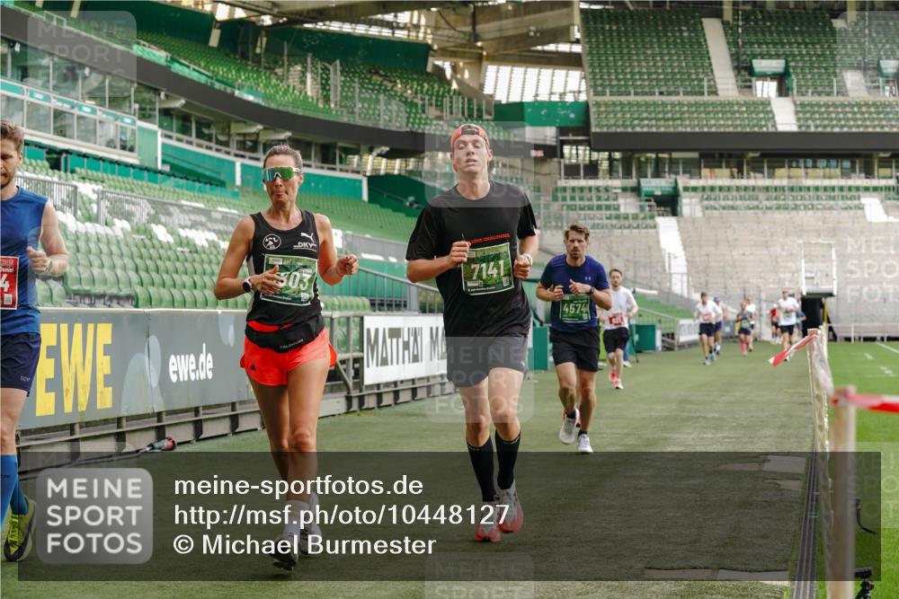 13.09.2026 - 21. swb-Marathon Bremen Michael Burmester http://msf.ph/oto/10448127 13.09.2026 12:47:25 Laufen im Stadion 384, 538, 567, 604, 621, 697, 868, 889, 1034, 1181, 1554, 2021, 2087, 2266, 2297, 2538, 2646, 2809, 2889, 2956, 3118, 3196, 3242, 3284, 3297, 3424, 3466, 3520, 3794, 3910, 4025, 4236, 4239, 4614, 4712, 4729, 4777, 4808, 4992, 5024, 5238, 5283, 5674, 5725, 5803, 5976, 6025, 6053, 6058, 6686, 6708, 6784, 6815, 7102, 7399, 7538, 7803, 7814, 7871, 8060, 8331, 8334, 8611, 8621, 8670, 8701, 8706, 8980, 8981, 8983, 9010, 9061, 9495, 9544, 9689, 9813, 9918, 13034 meine-sportfotos.de