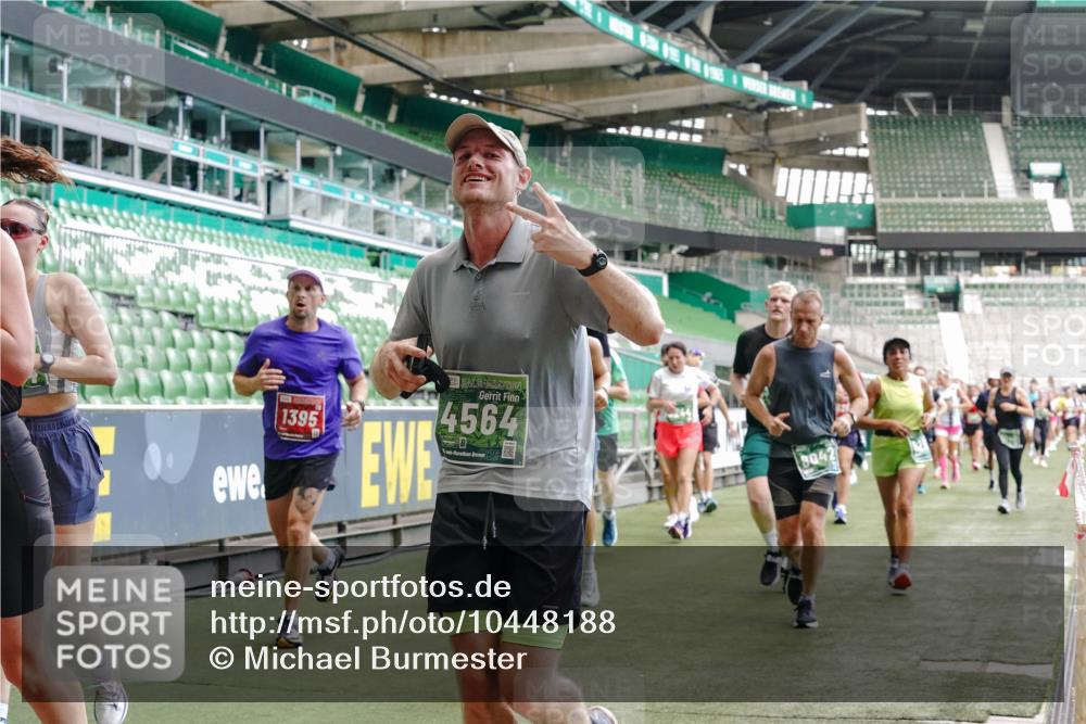 13.09.2026 - 21. swb-Marathon Bremen Michael Burmester http://msf.ph/oto/10448188 13.09.2026 13:08:45 Laufen im Stadion 383, 391, 489, 532, 549, 551, 563, 607, 625, 682, 800, 808, 809, 813, 846, 884, 898, 911, 1025, 1072, 1124, 1150, 1173, 1189, 1210, 1285, 1289, 1322, 1364, 1387, 1395, 1398, 1532, 1559, 1600, 1688, 1831, 1841, 1854, 1880, 1899, 2003, 2041, 2208, 2215, 2229, 2243, 2283, 2366, 2380, 2405, 2413, 2429, 2441, 2467, 2471, 2492, 2565, 2611, 2635, 2692, 2727, 2755, 2782, 2802, 2823, 2831, 2841, 2866, 2897, 2930, 2931, 2941, 2949, 3316, 3327, 3437, 3707 meine-sportfotos.de