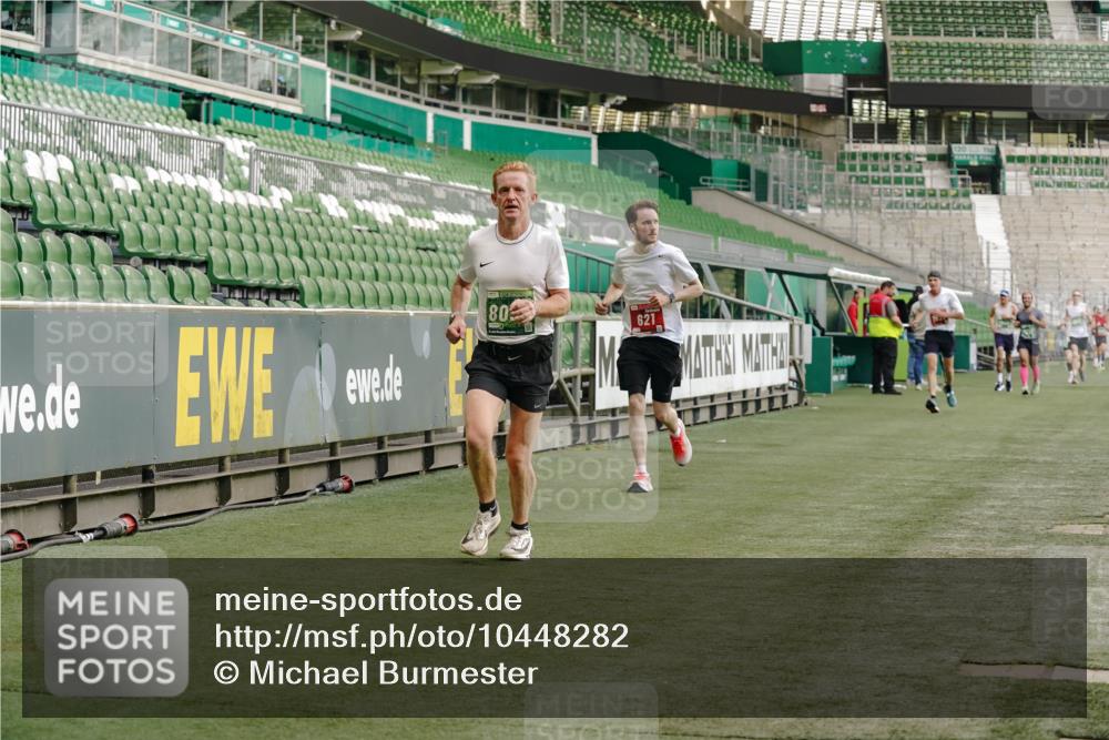 13.09.2026 - 21. swb-Marathon Bremen Michael Burmester http://msf.ph/oto/10448282 13.09.2026 12:47:31 Laufen im Stadion 382, 384, 538, 567, 604, 621, 697, 868, 889, 1034, 1181, 1554, 1872, 1925, 2021, 2087, 2266, 2538, 2646, 2809, 2956, 3118, 3196, 3242, 3284, 3297, 3424, 3466, 3520, 3794, 3910, 4025, 4236, 4239, 4614, 4712, 4729, 4777, 4808, 4992, 5024, 5238, 5283, 5674, 5725, 5803, 5976, 6025, 6053, 6058, 6686, 6708, 6784, 6815, 7102, 7399, 7538, 7803, 7814, 7871, 8060, 8334, 8611, 8621, 8670, 8701, 8706, 8980, 8981, 8983, 9010, 9061, 9544, 9689, 9813, 9918, 13034 meine-sportfotos.de
