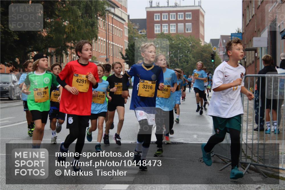 13.09.2026 - Kiel Lauf Markus Tischler http://msf.ph/oto/10448473 13.09.2026 08:52:56 Fleethörn 301, 18, 1138, 6579, 684, 38, 4291, 39, 1455, 697, 38, 3316, 060, 2743 meine-sportfotos.de
