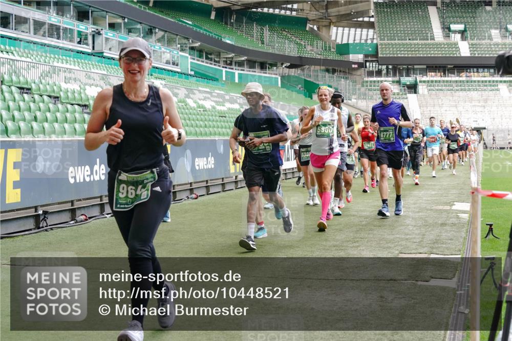 13.09.2026 - 21. swb-Marathon Bremen Michael Burmester http://msf.ph/oto/10448521 13.09.2026 13:08:52 Laufen im Stadion 383, 391, 489, 532, 549, 551, 563, 625, 682, 800, 808, 809, 813, 884, 898, 911, 1025, 1072, 1124, 1150, 1173, 1210, 1285, 1289, 1322, 1364, 1395, 1398, 1532, 1559, 1688, 1831, 1854, 1880, 1899, 2003, 2041, 2208, 2215, 2229, 2243, 2283, 2366, 2380, 2405, 2413, 2429, 2441, 2467, 2471, 2492, 2525, 2565, 2611, 2635, 2692, 2727, 2782, 2802, 2823, 2831, 2841, 2866, 2897, 2930, 2931, 2941, 2949, 3032, 3316, 3327, 3333, 3398, 3437, 3707, 3769, 109 meine-sportfotos.de