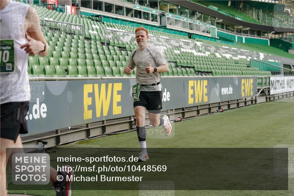 13.09.2026 - 21. swb-Marathon Bremen Michael Burmester http://msf.ph/oto/10448569 13.09.2026 12:47:47 Laufen im Stadion 382, 384, 538, 604, 621, 868, 889, 1349, 1554, 1872, 1925, 2021, 2087, 2266, 2538, 2605, 2646, 2809, 2844, 2956, 3110, 3118, 3127, 3196, 3242, 3284, 3297, 3424, 3466, 3520, 3794, 3910, 4025, 4236, 4239, 4614, 4712, 4729, 4777, 4808, 4992, 5024, 5283, 5674, 5725, 5803, 5976, 6025, 6053, 6058, 6686, 6708, 6784, 6815, 6951, 7102, 7399, 7538, 7803, 7814, 7871, 8060, 8334, 8611, 8621, 8706, 8877, 8973, 8980, 8981, 8983, 9010, 9061, 9429, 9544, 9689, 9813, 9918, 13034 meine-sportfotos.de