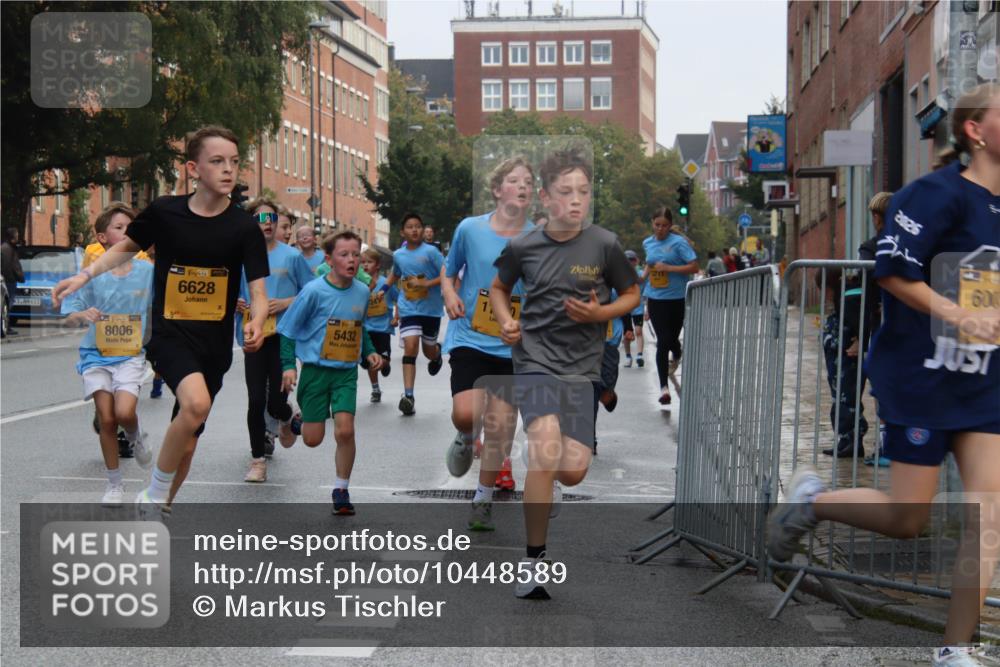 13.09.2026 - Kiel Lauf Markus Tischler http://msf.ph/oto/10448589 13.09.2026 08:53:27 Fleethörn 1, 611, 38, 8006, 1, 38, 6628, 5432, 2711, 2026, 600 meine-sportfotos.de