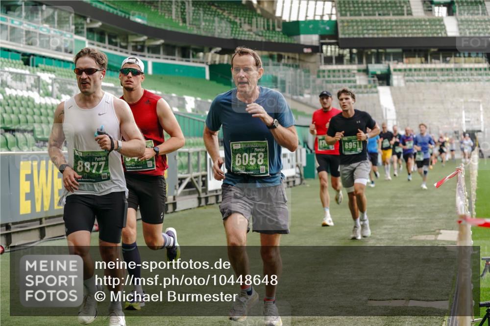 13.09.2026 - 21. swb-Marathon Bremen Michael Burmester http://msf.ph/oto/10448648 13.09.2026 12:47:53 Laufen im Stadion 382, 384, 538, 604, 621, 826, 868, 889, 1349, 1554, 1872, 1925, 2021, 2266, 2538, 2605, 2646, 2809, 2844, 2956, 3110, 3118, 3127, 3196, 3242, 3284, 3297, 3424, 3466, 3520, 3794, 3910, 4025, 4236, 4239, 4614, 4712, 4729, 4777, 4808, 4992, 5024, 5725, 5803, 5976, 6025, 6053, 6058, 6686, 6708, 6784, 6815, 6951, 7064, 7102, 7399, 7538, 7636, 7803, 7814, 7871, 8060, 8334, 8611, 8621, 8706, 8877, 8973, 8980, 8981, 8983, 9010, 9061, 9429, 9544, 9689, 9813, 9918, 13034 meine-sportfotos.de