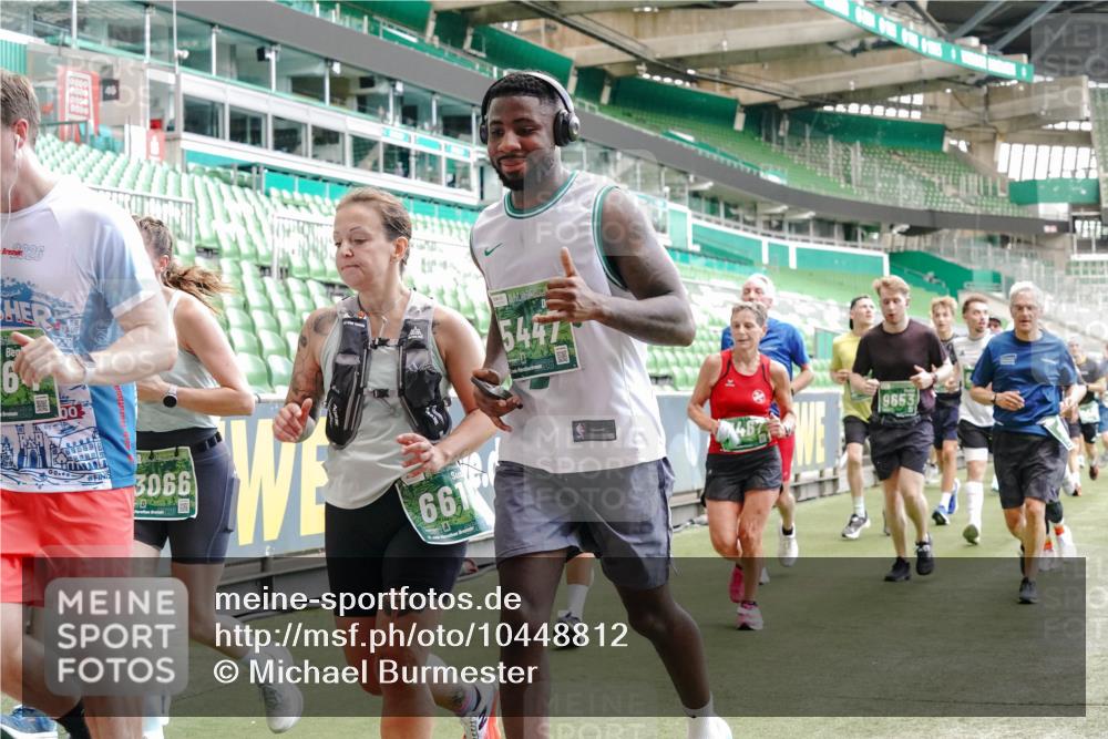 13.09.2026 - 21. swb-Marathon Bremen Michael Burmester http://msf.ph/oto/10448812 13.09.2026 13:08:56 Laufen im Stadion 383, 391, 532, 549, 551, 563, 625, 682, 800, 808, 809, 813, 884, 898, 911, 1025, 1072, 1124, 1150, 1173, 1210, 1285, 1289, 1322, 1364, 1395, 1398, 1532, 1559, 1688, 1831, 1880, 1899, 2003, 2041, 2208, 2215, 2229, 2243, 2366, 2380, 2405, 2413, 2429, 2441, 2467, 2471, 2492, 2525, 2565, 2594, 2611, 2635, 2692, 2727, 2782, 2802, 2823, 2831, 2841, 2866, 2897, 2930, 2931, 2941, 2949, 3032, 3316, 3327, 3333, 3398, 3437, 3707, 3769, 109 meine-sportfotos.de