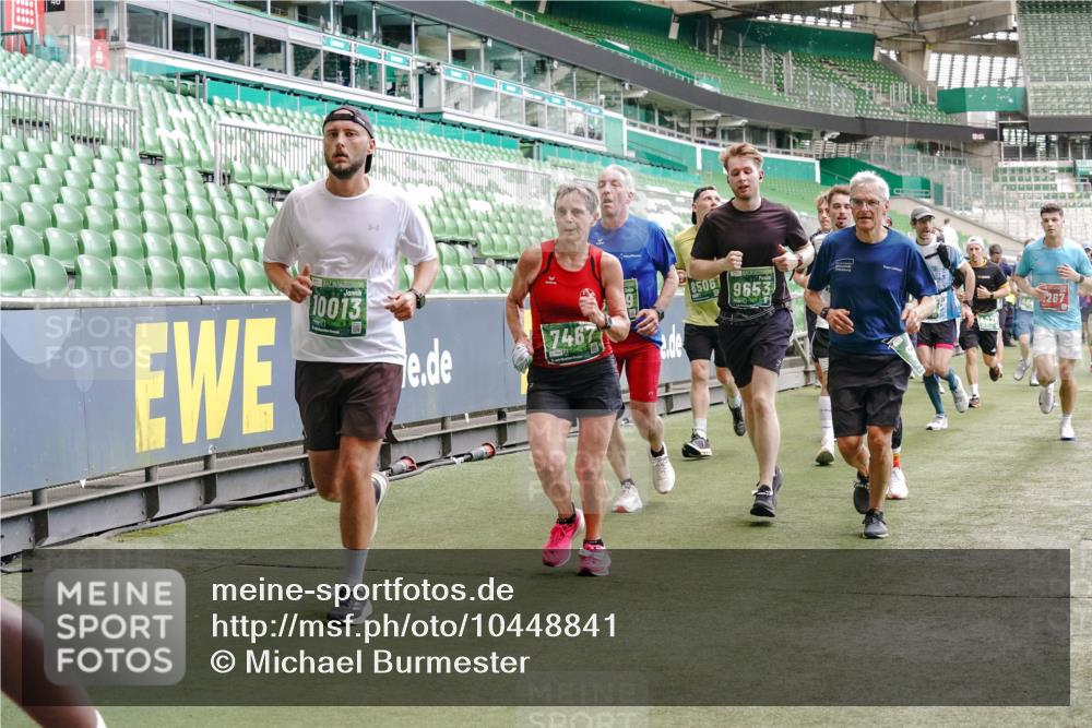 13.09.2026 - 21. swb-Marathon Bremen Michael Burmester http://msf.ph/oto/10448841 13.09.2026 13:08:57 Laufen im Stadion 383, 391, 532, 549, 551, 563, 625, 682, 800, 808, 809, 813, 884, 898, 911, 1025, 1072, 1124, 1150, 1173, 1210, 1285, 1289, 1322, 1364, 1395, 1398, 1532, 1559, 1688, 1831, 1880, 1899, 2003, 2041, 2208, 2215, 2229, 2243, 2366, 2380, 2405, 2413, 2429, 2441, 2467, 2471, 2492, 2525, 2565, 2594, 2611, 2635, 2692, 2727, 2782, 2802, 2823, 2831, 2841, 2866, 2897, 2930, 2931, 2941, 2949, 3032, 3316, 3327, 3333, 3398, 3437, 3707, 3769, 109 meine-sportfotos.de