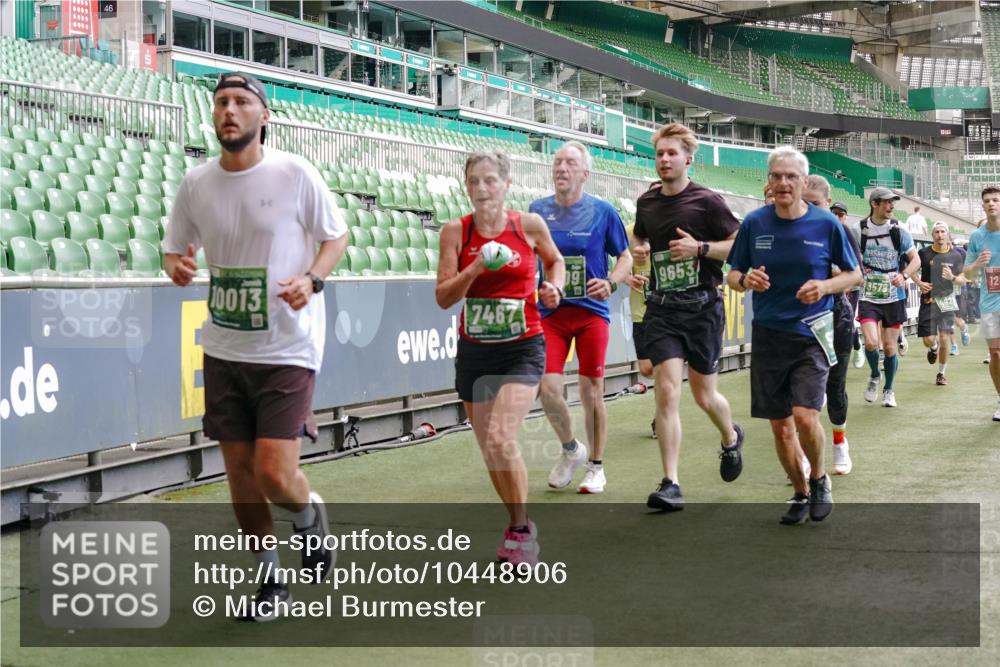 13.09.2026 - 21. swb-Marathon Bremen Michael Burmester http://msf.ph/oto/10448906 13.09.2026 13:08:57 Laufen im Stadion 383, 391, 532, 549, 551, 563, 625, 682, 800, 808, 809, 813, 884, 898, 911, 1025, 1072, 1124, 1150, 1173, 1210, 1285, 1289, 1322, 1364, 1395, 1398, 1532, 1559, 1688, 1831, 1880, 1899, 2003, 2041, 2208, 2215, 2229, 2243, 2366, 2380, 2405, 2413, 2429, 2441, 2467, 2471, 2492, 2525, 2565, 2594, 2611, 2635, 2692, 2727, 2782, 2802, 2823, 2831, 2841, 2866, 2897, 2930, 2931, 2941, 2949, 3032, 3316, 3327, 3333, 3398, 3437, 3707, 3769, 109 meine-sportfotos.de