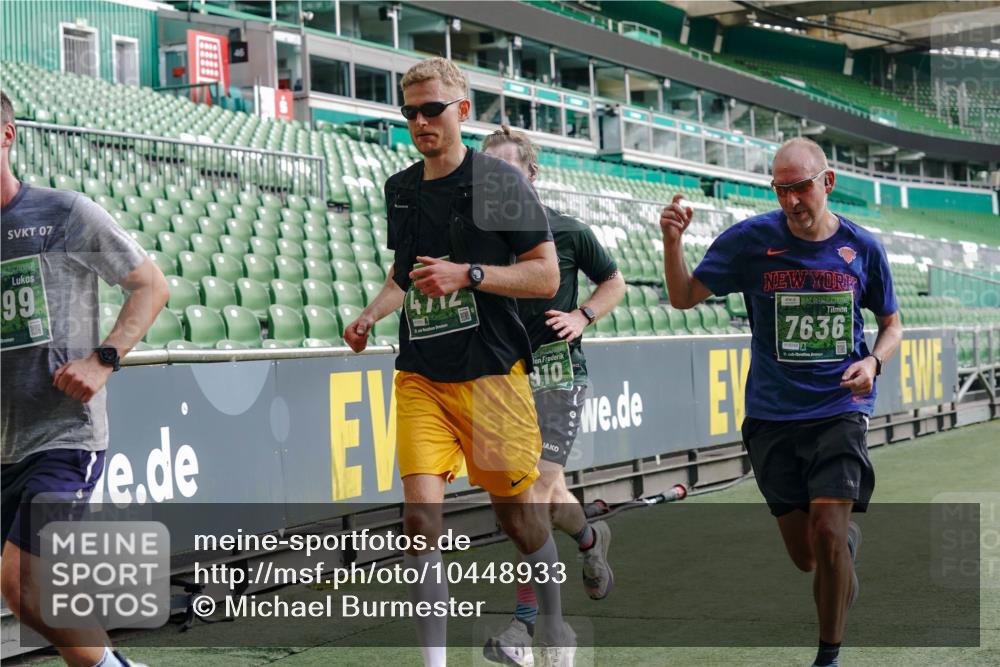 13.09.2026 - 21. swb-Marathon Bremen Michael Burmester http://msf.ph/oto/10448933 13.09.2026 12:48:04 Laufen im Stadion 382, 384, 621, 826, 868, 889, 1349, 1554, 1872, 1925, 2021, 2266, 2538, 2605, 2646, 2844, 2956, 3110, 3118, 3127, 3196, 3242, 3276, 3284, 3297, 3424, 3466, 3520, 3794, 3910, 4025, 4236, 4239, 4614, 4712, 4729, 4732, 4777, 4808, 4992, 5725, 5803, 5976, 6025, 6053, 6058, 6686, 6708, 6784, 6815, 6951, 7064, 7102, 7399, 7538, 7636, 7803, 7814, 7871, 7876, 8060, 8334, 8611, 8621, 8706, 8877, 8973, 8980, 8981, 8983, 9010, 9035, 9061, 9429, 9689, 9813, 9918 meine-sportfotos.de