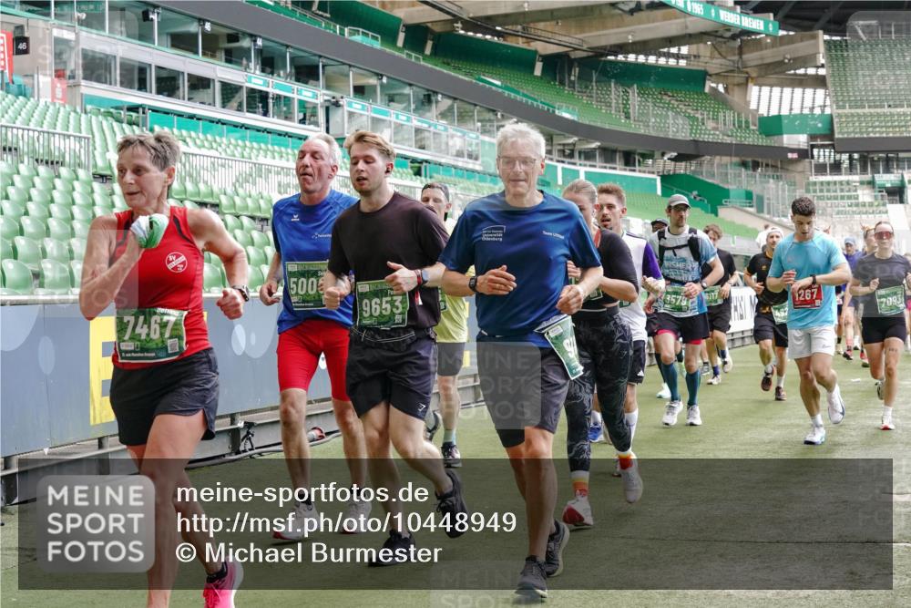 13.09.2026 - 21. swb-Marathon Bremen Michael Burmester http://msf.ph/oto/10448949 13.09.2026 13:08:58 Laufen im Stadion 383, 391, 532, 549, 551, 563, 625, 800, 808, 809, 813, 884, 898, 911, 1025, 1072, 1124, 1150, 1173, 1210, 1285, 1289, 1322, 1364, 1395, 1398, 1532, 1559, 1688, 1831, 1880, 1899, 2003, 2041, 2208, 2215, 2229, 2232, 2243, 2366, 2380, 2405, 2413, 2429, 2441, 2467, 2471, 2492, 2525, 2565, 2594, 2611, 2635, 2692, 2727, 2782, 2802, 2823, 2831, 2841, 2866, 2897, 2930, 2931, 2941, 2949, 3032, 3316, 3327, 3333, 3398, 3437, 3707, 3769, 109 meine-sportfotos.de