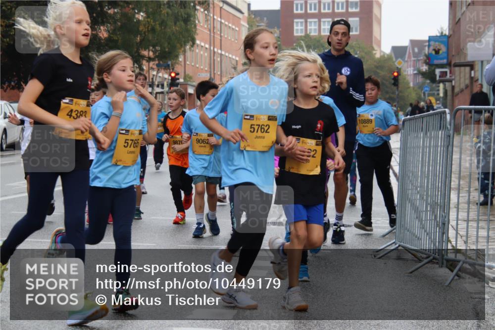 13.09.2026 - Kiel Lauf Markus Tischler http://msf.ph/oto/10449179 13.09.2026 08:56:50 Fleethörn 4383, 5765, 9870, 9062, 138, 5762, 138, 22, 1, 35, 10889 meine-sportfotos.de