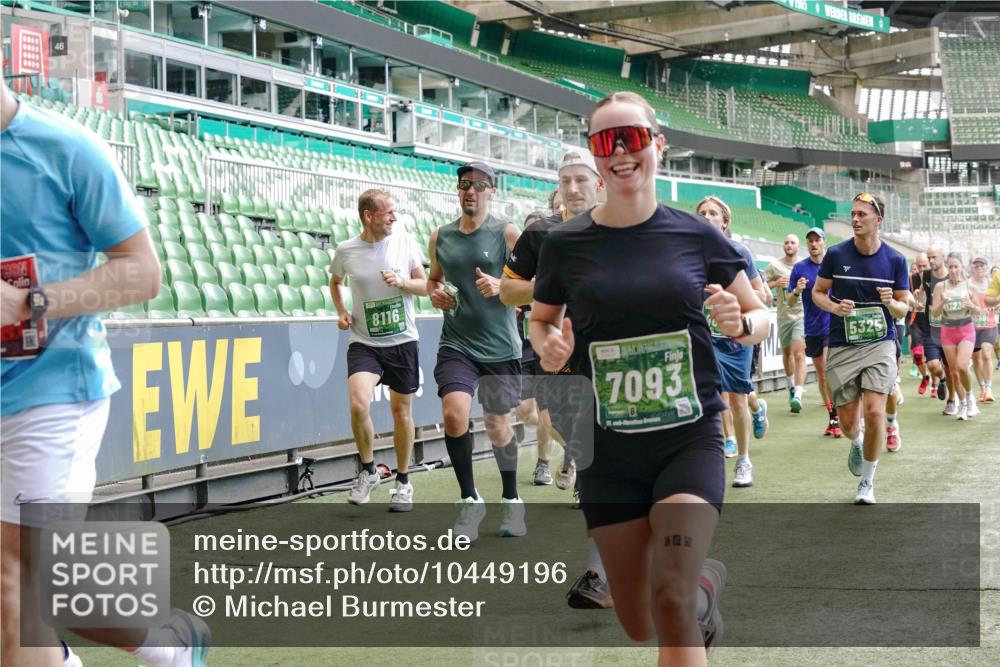 13.09.2026 - 21. swb-Marathon Bremen Michael Burmester http://msf.ph/oto/10449196 13.09.2026 13:09:02 Laufen im Stadion 164, 383, 391, 448, 532, 549, 551, 563, 625, 800, 808, 809, 813, 884, 898, 911, 1025, 1072, 1124, 1150, 1210, 1285, 1289, 1322, 1364, 1395, 1398, 1559, 1688, 1831, 1880, 1899, 2003, 2041, 2208, 2215, 2229, 2232, 2243, 2366, 2380, 2405, 2413, 2429, 2441, 2467, 2471, 2492, 2525, 2565, 2573, 2594, 2611, 2635, 2692, 2727, 2782, 2802, 2823, 2831, 2841, 2866, 2897, 2930, 2931, 2941, 3032, 3316, 3327, 3333, 3398, 3437, 3707, 3769, 109 meine-sportfotos.de