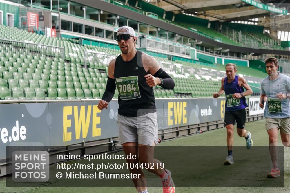 13.09.2026 - 21. swb-Marathon Bremen Michael Burmester http://msf.ph/oto/10449219 13.09.2026 12:48:17 Laufen im Stadion 382, 384, 524, 572, 621, 826, 868, 889, 1349, 1554, 1872, 1925, 2266, 2287, 2538, 2605, 2646, 2844, 2956, 3110, 3118, 3127, 3197, 3242, 3276, 3284, 3297, 3424, 3466, 3520, 3794, 3910, 4025, 4082, 4239, 4614, 4712, 4729, 4732, 4808, 4898, 4992, 5424, 5517, 5725, 5803, 5976, 6025, 6058, 6692, 6708, 6784, 6951, 7064, 7102, 7399, 7538, 7636, 7803, 7814, 7871, 7876, 8060, 8611, 8621, 8706, 8877, 8973, 8980, 8981, 9010, 9035, 9061, 9429, 9689, 9918 meine-sportfotos.de