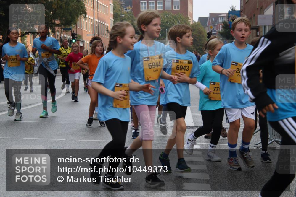 13.09.2026 - Kiel Lauf Markus Tischler http://msf.ph/oto/10449373 13.09.2026 08:58:24 Fleethörn 3867, 9773, 38, 6944, 38, 6943, 28, 774 meine-sportfotos.de