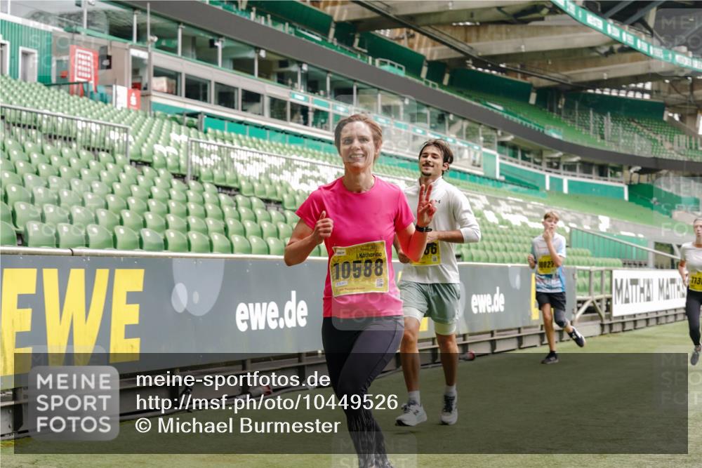13.09.2026 - 21. swb-Marathon Bremen Michael Burmester http://msf.ph/oto/10449526 13.09.2026 10:30:43 Laufen im Stadion 10141, 10146, 10162, 10174, 10193, 10218, 10222, 10227, 10233, 10253, 10281, 10284, 10304, 10334, 10339, 10359, 10381, 10392, 10448, 10452, 10467, 10471, 10478, 10479, 10515, 10537, 10577, 10579, 10585, 10588, 10589, 10626, 10641, 10652, 10684, 10685, 10708, 10714, 10734, 10757, 10761, 10764, 10765, 10780, 10808, 10821, 10822, 10825, 10827, 10837, 10838, 10862, 10863, 10884, 10886, 10887, 10906, 10966, 10984, 11002, 11038, 11109, 11350, 11379 meine-sportfotos.de