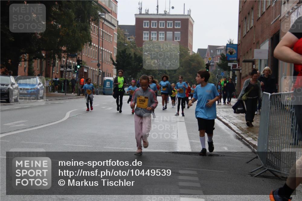 13.09.2026 - Kiel Lauf Markus Tischler http://msf.ph/oto/10449539 13.09.2026 08:59:40 Fleethörn 1, 611, 3268 meine-sportfotos.de