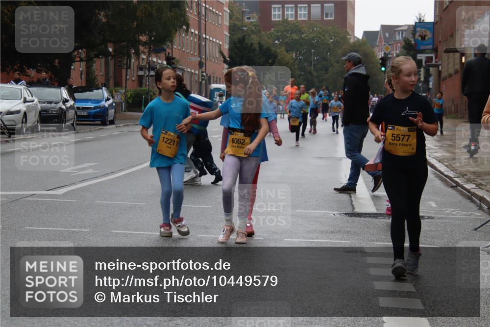 13.09.2026 - Kiel Lauf Markus Tischler http://msf.ph/oto/10449579 13.09.2026 09:00:13 Fleethörn 611, 8, 49, 12211, 39, 6062, 38, 5577 meine-sportfotos.de