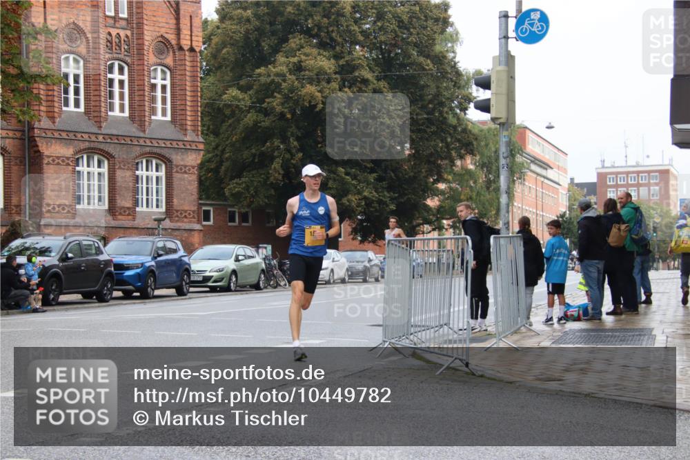 13.09.2026 - Kiel Lauf Markus Tischler http://msf.ph/oto/10449782 13.09.2026 09:32:08 Fleethörn 500, 1702 meine-sportfotos.de