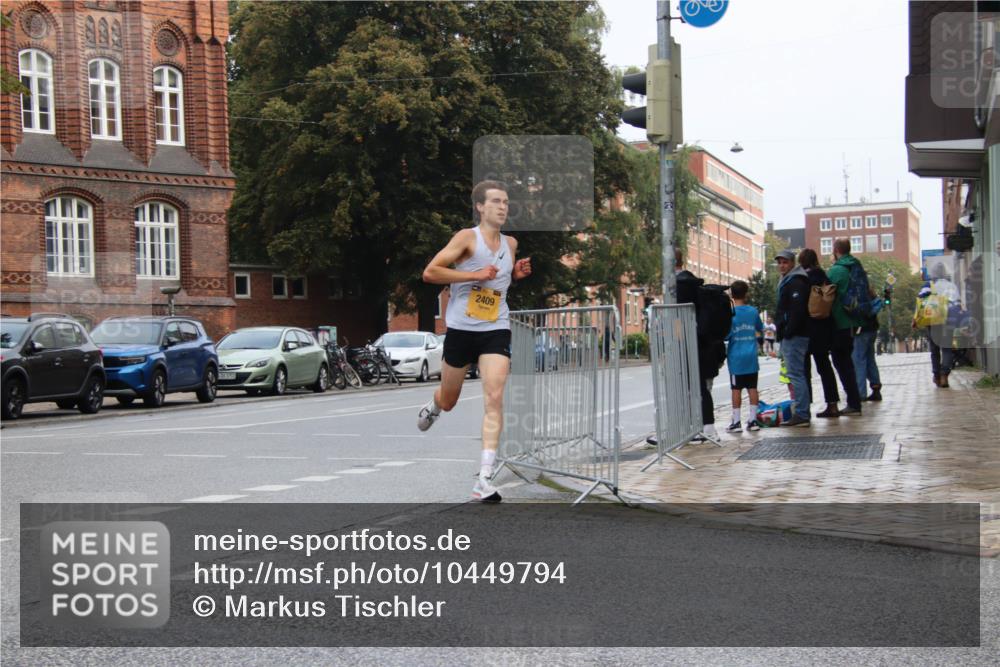 13.09.2026 - Kiel Lauf Markus Tischler http://msf.ph/oto/10449794 13.09.2026 09:32:12 Fleethörn 2409 meine-sportfotos.de