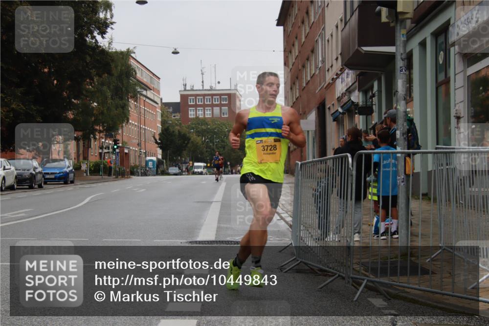 13.09.2026 - Kiel Lauf Markus Tischler http://msf.ph/oto/10449843 13.09.2026 09:33:14 Fleethörn 1139, 3728 meine-sportfotos.de