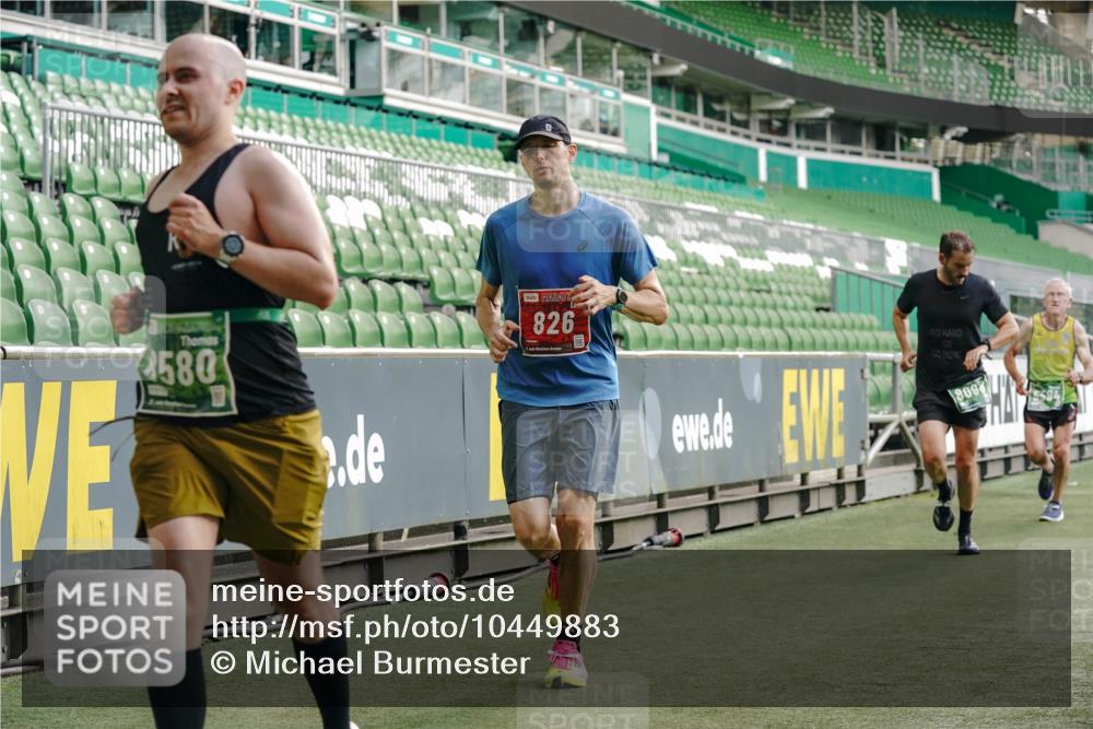 13.09.2026 - 21. swb-Marathon Bremen Michael Burmester http://msf.ph/oto/10449883 13.09.2026 12:48:43 Laufen im Stadion 382, 384, 524, 572, 621, 826, 889, 899, 1349, 1723, 1748, 1872, 1925, 2266, 2287, 2605, 2844, 2956, 3043, 3110, 3127, 3197, 3242, 3276, 3297, 3330, 3466, 3794, 3910, 3973, 4033, 4082, 4247, 4614, 4712, 4732, 4852, 4898, 4990, 4992, 5424, 5517, 5570, 5594, 5648, 5803, 5976, 6025, 6058, 6692, 6708, 6784, 6842, 6951, 7064, 7399, 7538, 7636, 7803, 7876, 8060, 8611, 8621, 8706, 8877, 8973, 8980, 8981, 9010, 9035, 9429, 9689, 9918 meine-sportfotos.de