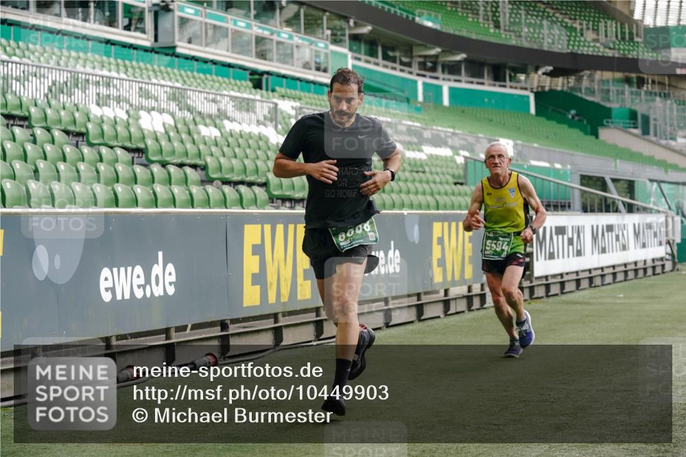 13.09.2026 - 21. swb-Marathon Bremen Michael Burmester http://msf.ph/oto/10449903 13.09.2026 12:48:45 Laufen im Stadion 382, 384, 524, 572, 621, 826, 889, 899, 1349, 1723, 1748, 1872, 1925, 2266, 2287, 2605, 2750, 2844, 2909, 2956, 3043, 3110, 3127, 3197, 3242, 3276, 3297, 3330, 3466, 3794, 3910, 3973, 4033, 4082, 4247, 4614, 4712, 4732, 4743, 4852, 4898, 4990, 4992, 5424, 5517, 5570, 5594, 5648, 5803, 5976, 6025, 6058, 6692, 6708, 6784, 6842, 6951, 7064, 7399, 7538, 7636, 7803, 7876, 8060, 8611, 8621, 8706, 8877, 8973, 8980, 8981, 9010, 9035, 9429, 9689 meine-sportfotos.de
