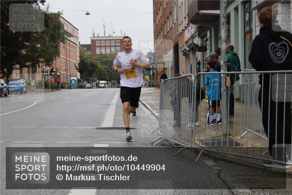 13.09.2026 - Kiel Lauf Markus Tischler http://msf.ph/oto/10449904 13.09.2026 09:34:05 Fleethörn 1246 meine-sportfotos.de