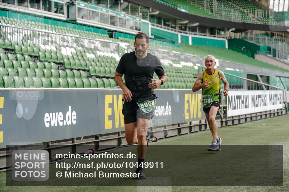 13.09.2026 - 21. swb-Marathon Bremen Michael Burmester http://msf.ph/oto/10449911 13.09.2026 12:48:45 Laufen im Stadion 382, 384, 524, 572, 621, 826, 889, 899, 1349, 1723, 1748, 1872, 1925, 2266, 2287, 2605, 2750, 2844, 2909, 2956, 3043, 3110, 3127, 3197, 3242, 3276, 3297, 3330, 3466, 3794, 3910, 3973, 4033, 4082, 4247, 4614, 4712, 4732, 4743, 4852, 4898, 4990, 4992, 5424, 5517, 5570, 5594, 5648, 5803, 5976, 6025, 6058, 6692, 6708, 6784, 6842, 6951, 7064, 7399, 7538, 7636, 7803, 7876, 8060, 8611, 8621, 8706, 8877, 8973, 8980, 8981, 9010, 9035, 9429, 9689 meine-sportfotos.de