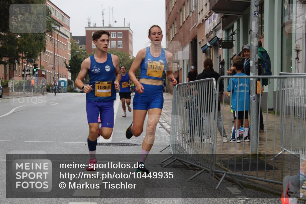 13.09.2026 - Kiel Lauf Markus Tischler http://msf.ph/oto/10449935 13.09.2026 09:34:30 Fleethörn 1, 38, 10864, 5332, 38, 11791 meine-sportfotos.de
