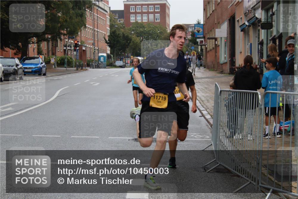 13.09.2026 - Kiel Lauf Markus Tischler http://msf.ph/oto/10450003 13.09.2026 09:35:23 Fleethörn 611, 64, 11719, 414 meine-sportfotos.de