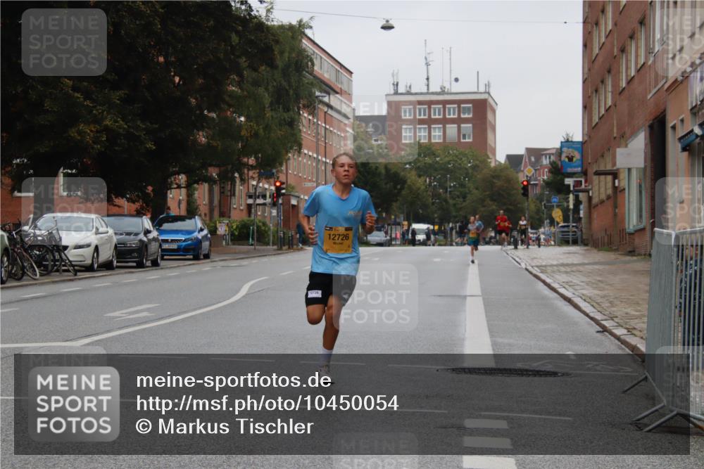 13.09.2026 - Kiel Lauf Markus Tischler http://msf.ph/oto/10450054 13.09.2026 09:36:32 Fleethörn 12726, 12726 meine-sportfotos.de