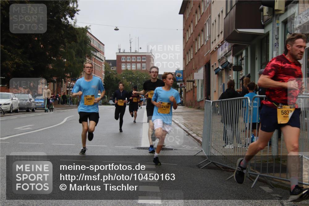 13.09.2026 - Kiel Lauf Markus Tischler http://msf.ph/oto/10450163 13.09.2026 09:37:36 Fleethörn 3481, 10656, 705, 2416, 5837 meine-sportfotos.de